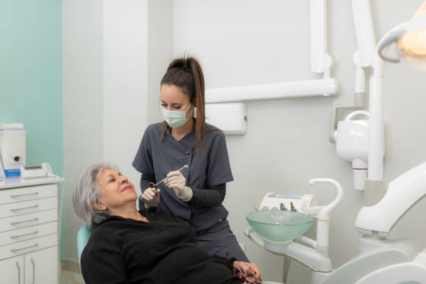 Best Emergency Tooth Extraction in Galveston, IN